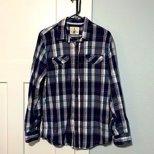 Jeans by Buffalo men’s button down shirt, size medium. Excellent condition